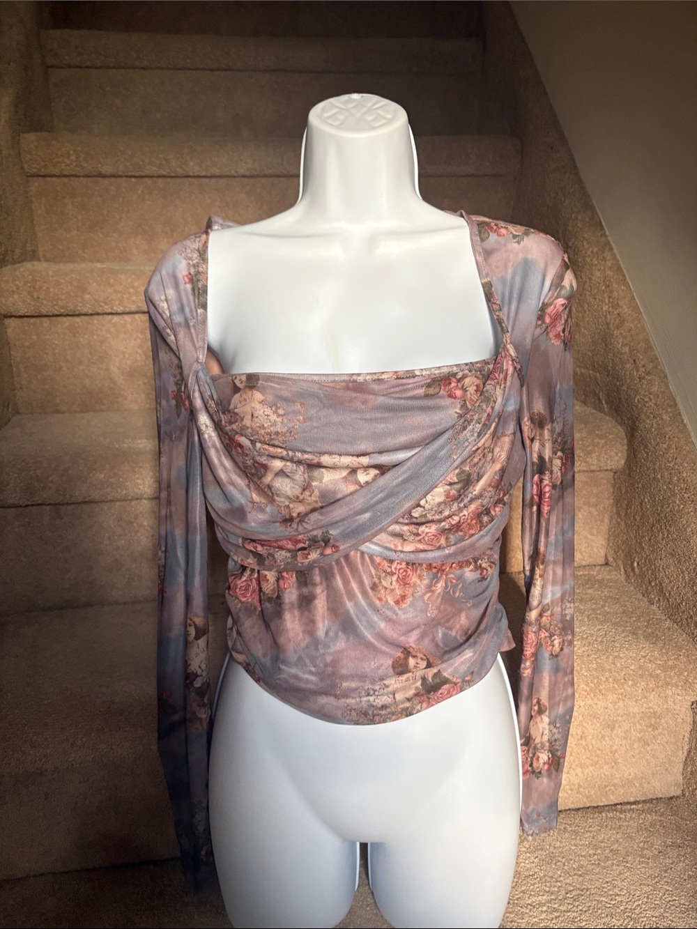 SHEIN Dusty Pink Floral Draped Square-Neck Long Sleeve Crop Top in Medium